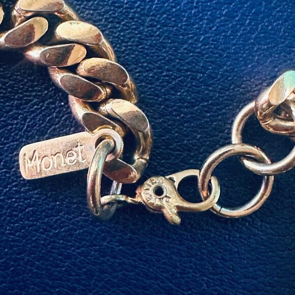 Vintage Monet Curb Link Bracelet – Unisex Gold-Tone 7 Inch - Picture 3 of 6